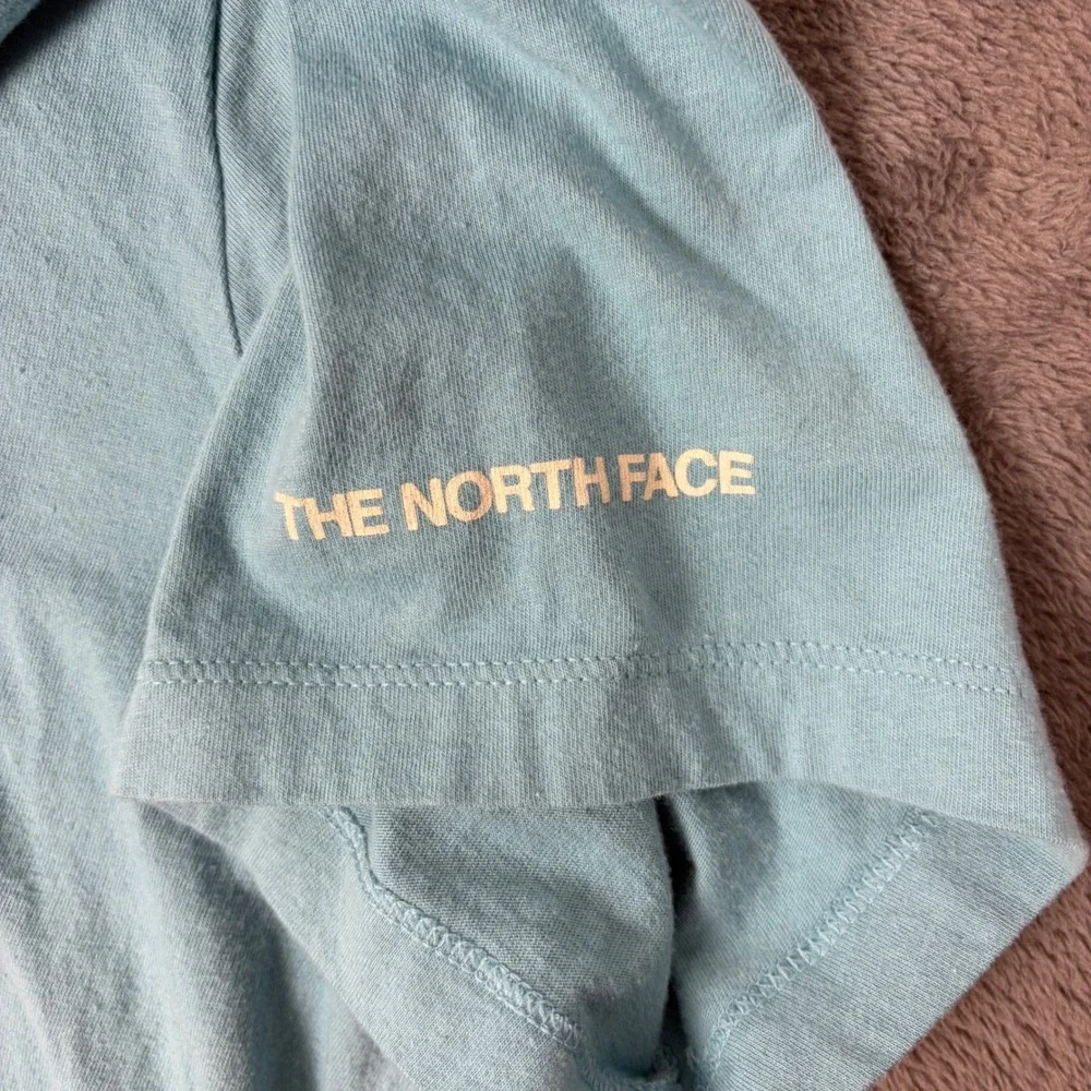 The North Face T-Shirt Womens L Blue Graphic Short Sleeve Exploration 2023 Tee - Picture 4 of 8